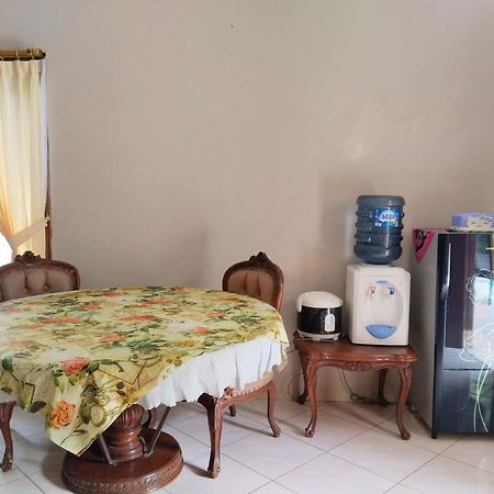 Villa Yustisia Curug 7 Cilember Cisarua Bagian luar foto