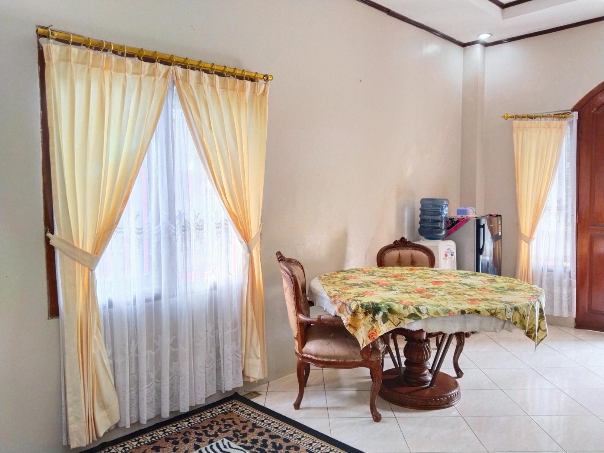 Villa Yustisia Curug 7 Cilember Cisarua Bagian luar foto
