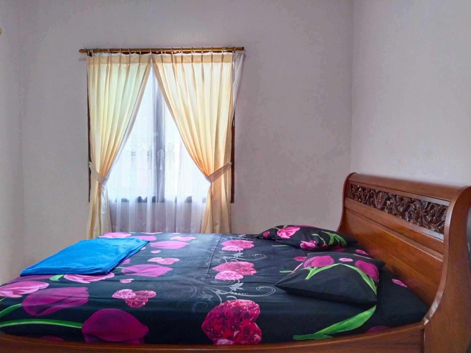 Villa Yustisia Curug 7 Cilember Cisarua Bagian luar foto