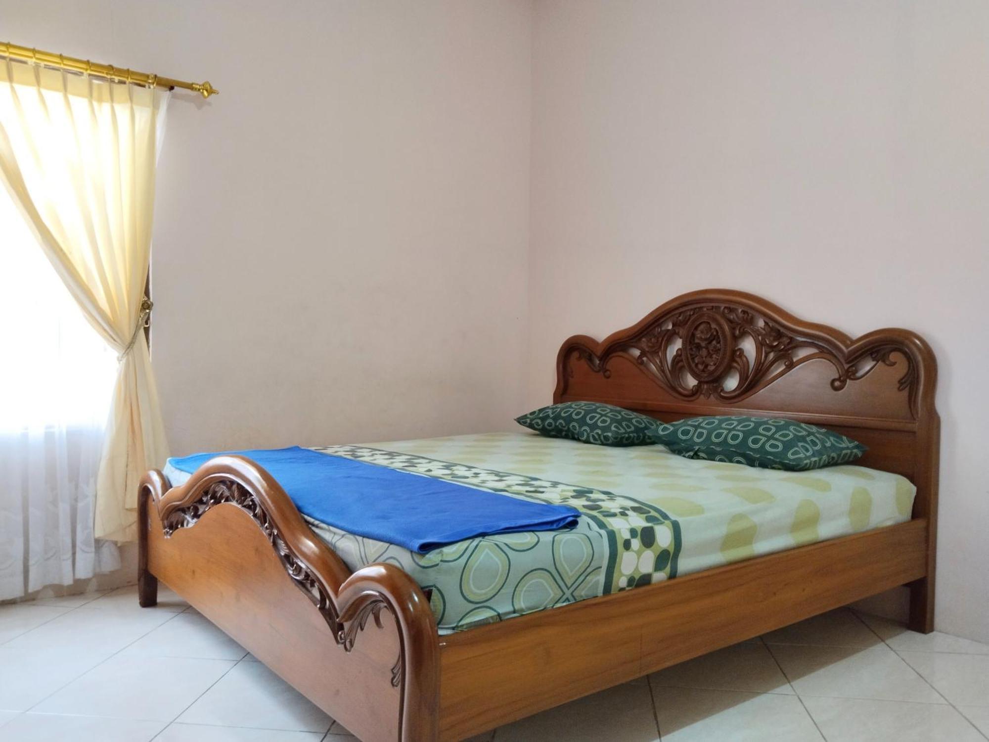 Villa Yustisia Curug 7 Cilember Cisarua Bagian luar foto