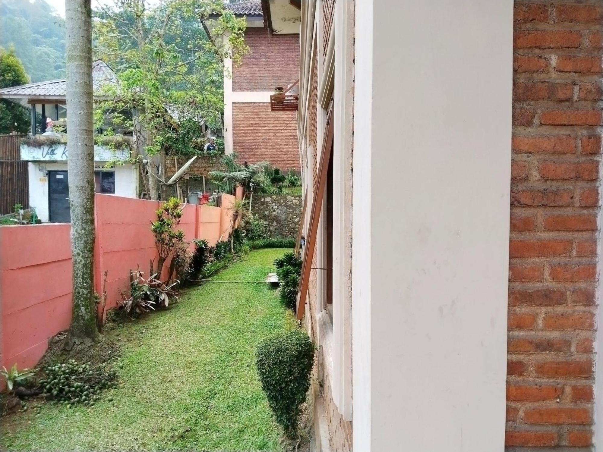 Villa Yustisia Curug 7 Cilember Cisarua Bagian luar foto